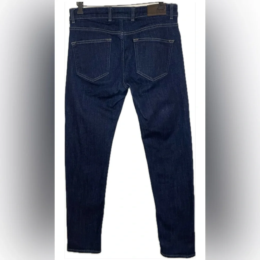 Peter Millar Vintage Washed Five Pocket Denim, Crown Crafted collection Size 32 - Picture 2 of 13
